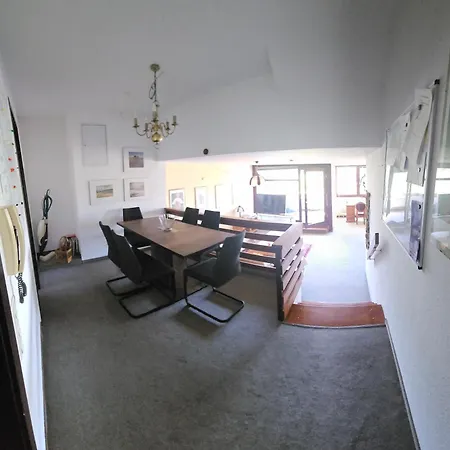 Grosse Apartment
